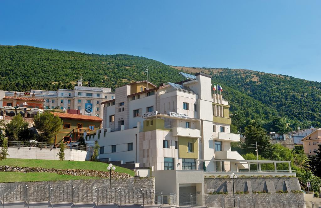 Hotel Vittoria San Giovanni Rotondo Dış mekan fotoğraf